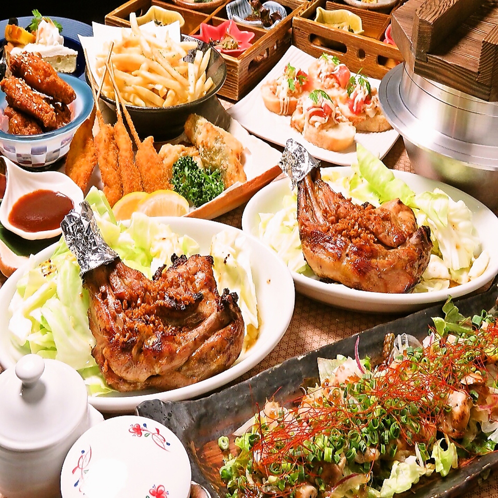 なんとお1人様につき1本骨付き鶏をご用意！2時間飲み放題付き4000円(税抜)コース各種宴会にオススメ