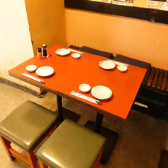 【テーブル席：4名×5】