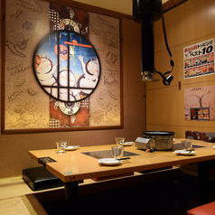 和情緒あふれる落ち着いた雰囲気の店内。