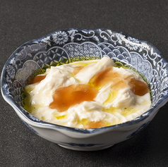 生湯葉の梅だれカルパッチョ