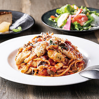 ピッツァだけじゃない！こだわり自家製生パスタも！