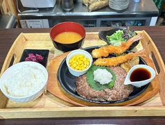 ふぐと鉄板焼ガブ飲み食堂のおすすめランチ1