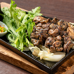 鳥取県産がいな鶏もも肉籠炙り焼き～ドイツアルプスの天然岩塩使用～ /鶏ホルモンたれ炙り焼き