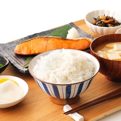 よしりん食堂の雰囲気1