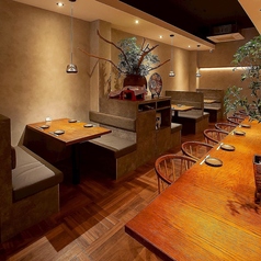 ソファー席も完備