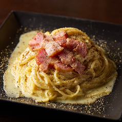 たっぷりクリームのカルボナーラ