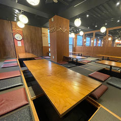 【最大40名様】団体様大歓迎！最大40名様までOK！お客様の人数に合わせたお席で、是非飲み会や宴会をお楽しみください。ご予約をお待ちしております。