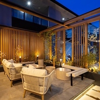 ワンちゃん連れOKのテラスあり！