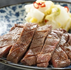 厚切りで、歯ごたえが楽しめる『牛タン』