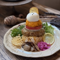 時期によって内容が変わる『季節のロコモコ』