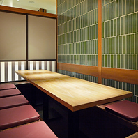 ゆっくり過ごしたいときは人気の個室席♪