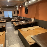 最大40名様までの貸切OK！一体感のあるワンフロアの空間