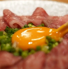 生産者から直接仕入れたA5等級松阪牛の真髄を味わえる