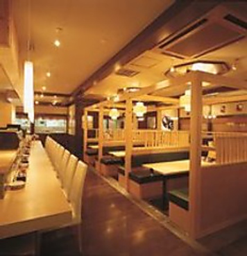 寿司漁師料理 魚の巣 阪急西宮北口アクタ店の雰囲気1