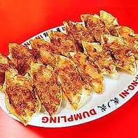 絶品！香ばしい弐ノ弐の餃子はこだわりが詰まっています