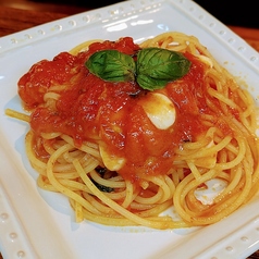 フレッシュバジルのトマトパスタ