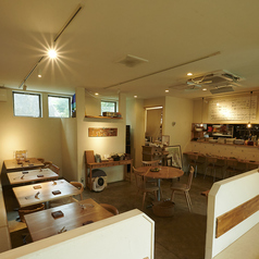 カウンター席×4