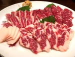 熊本といえば、なんといっても馬刺しです。質のよい熊本県の特産品をぜひお召し上がりください。