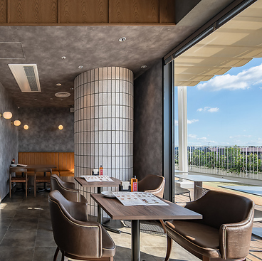 SALVATORE CUOMO CAFE サルヴァトーレクオモカフェの雰囲気1