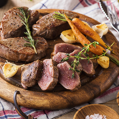 ミートハウス 四ツ谷駅前店の外観1