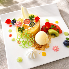 贅沢フルーツのロールケーキ ～パッションの香り～