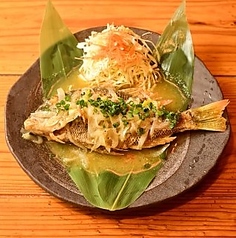 厳選された肉料理と鮮度が自慢の海鮮料理を提供します！