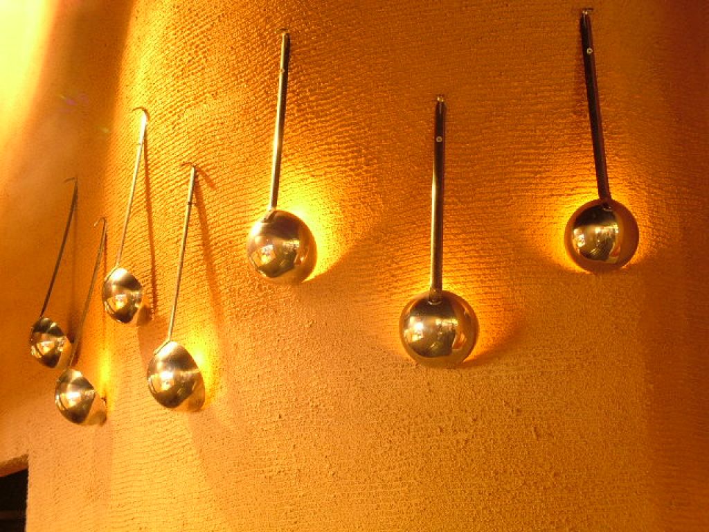 『お玉？』がオブジェに…？なんか面白い！周りを見渡すと楽しくなっちゃう♪