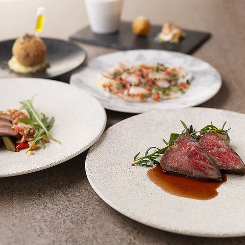 【五反田駅直結】580℃の窯で焼き上げる本格ナポリピザや熟成肉、生パスタ