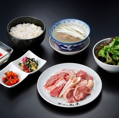 豚ミックスホルモン定食