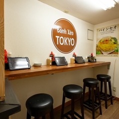 おひとり様でのランチもお気軽にどうぞ！お食事デートでは肩を並べて乾杯、お料理をシェアしやすく心の距離が近づきます。