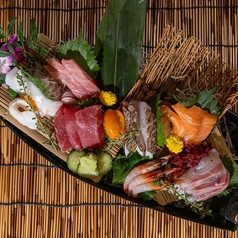 旬鮮魚のお造り七種盛り