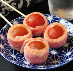 トマト巻き  Yakitori tomato roll skewer