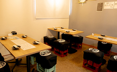 【2階】フロア貸切(10~14名様)10名様以上で2階フロアを丸ごと貸切可能!周りを気にせず、プライベート感満載の賑やかな宴会をお楽しみいただけます。