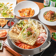 季節問わずやみつき間違いなしの本場の味★韓国鍋