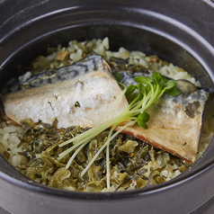 塩鯖と高菜の土鍋ご飯
