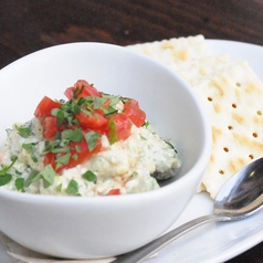 アボカドディップクラッカー