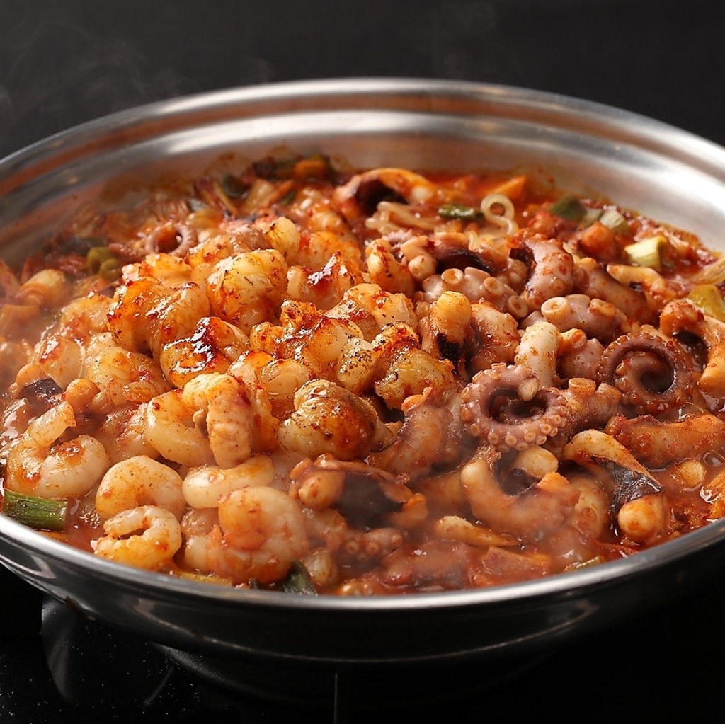 本場さながらの韓国料理店♪