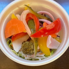 季節野菜の自家製ピクルス