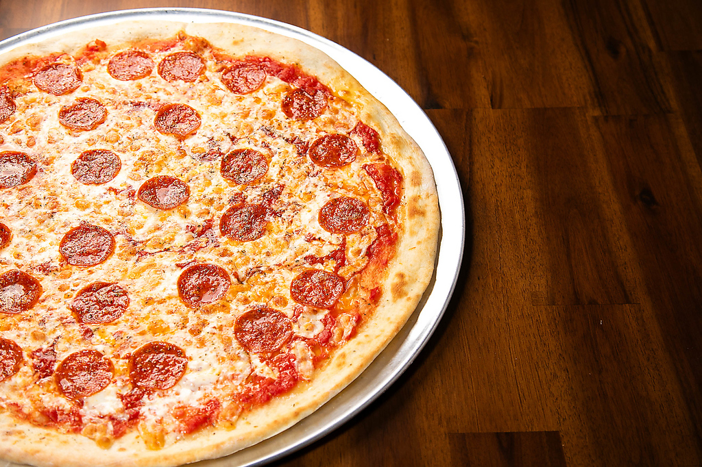 柏初のNYスライスピザの店。貸切や忘新年会、女子会など各種ご宴会に♪