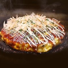 お好み焼きの美味しさの秘密は・・・【ソースと生地！！】の写真