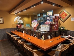 10席のL字カウンター