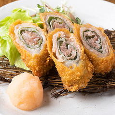 旬の食材を巻いた黒豚ミルフィーユカツ