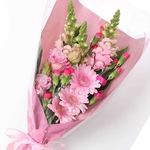 誕生日や記念日のお祝いも当店にお任せを♪