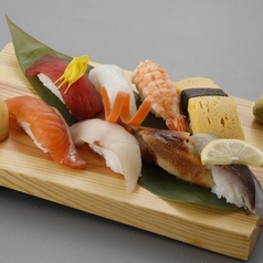 定番にぎり寿司8貫盛り合わせ