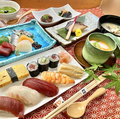 八幡鮨のコース写真