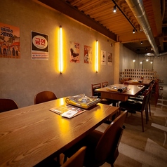 韓国バル OKOGE 京橋店の雰囲気1