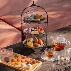 【和のアフタヌーンティー】3月〜4月「いちご×桜」の旬食材盛り合わせ。揖斐茶等フリーの写真