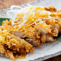 でっかい鶏唐！ジューシー揚げ～塩にんにくソース～