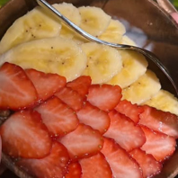 好きなトッピングで味わう「ヨーグルトボウル」