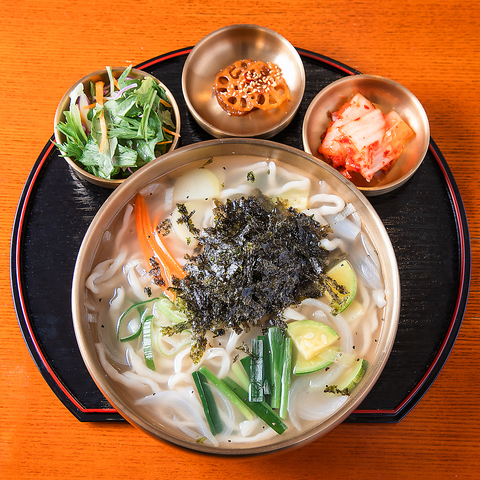 はるぅ 韓国式うどん酒房はるぅ 曙橋店(曙橋/居酒屋)＜ネット予約可